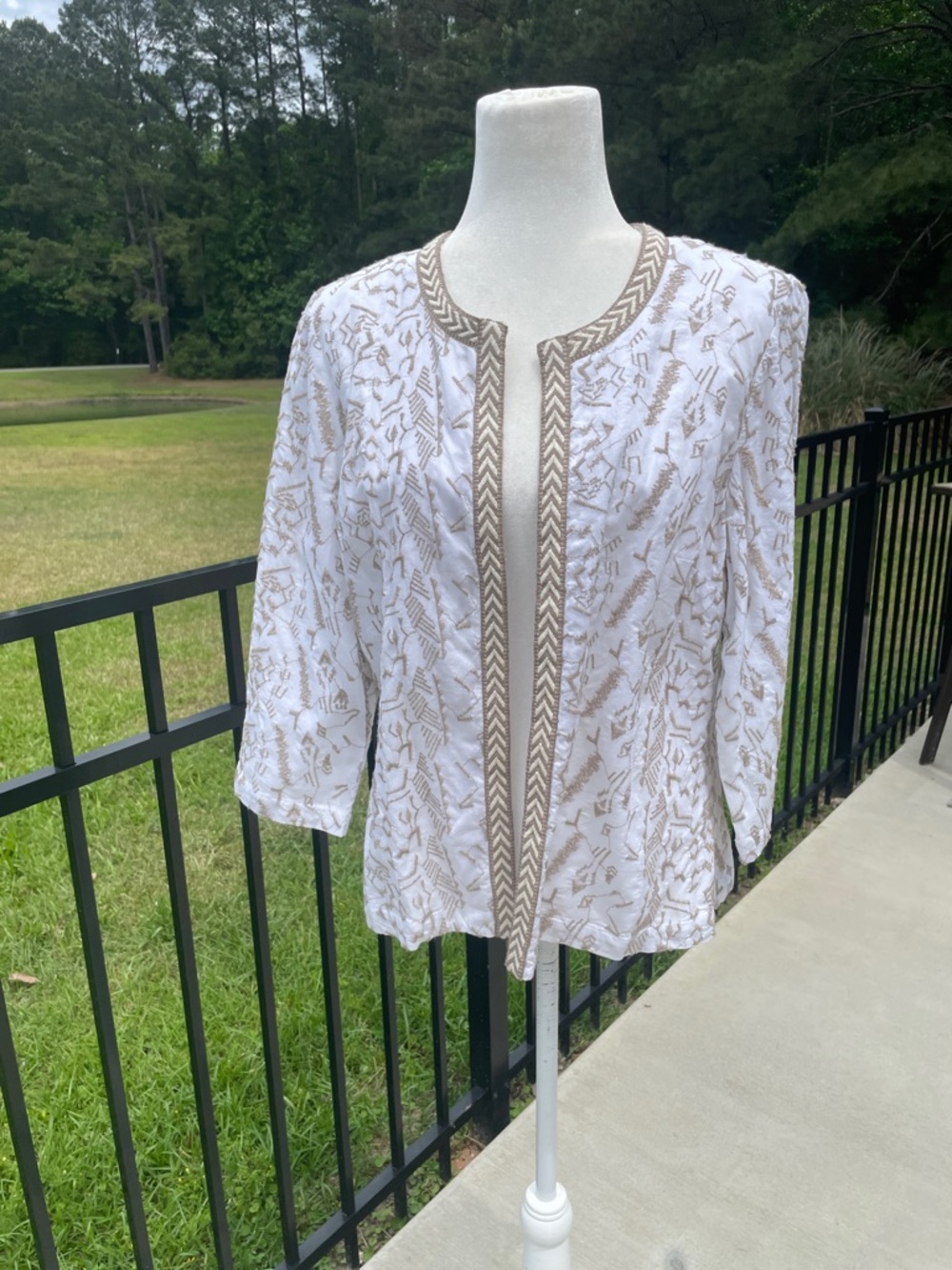 Chico's All Over Embroidered Zena 3/4 Sleeve Open Jacket